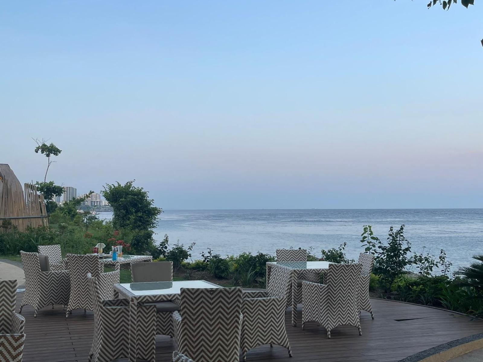Mactan Newtown 8 Boulevard Deluxe Punta Engaño Eksteriør bilde