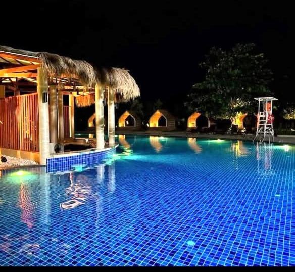 Mactan Newtown 8 Boulevard Deluxe Punta Engaño Eksteriør bilde