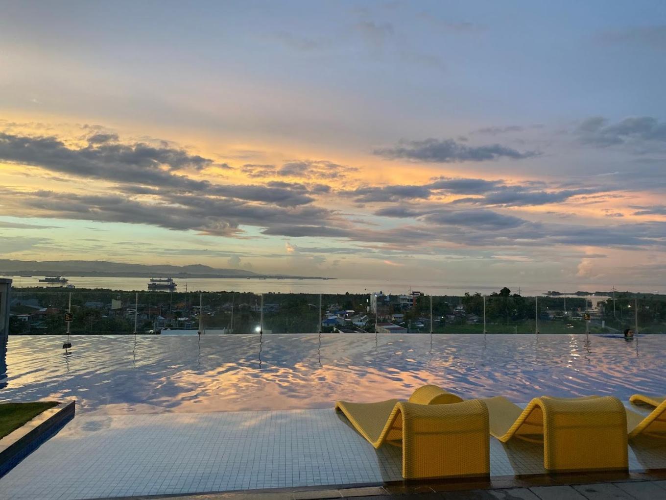Mactan Newtown 8 Boulevard Deluxe Punta Engaño Eksteriør bilde